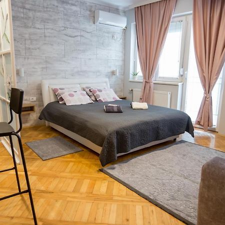 Apartment Studio Milena Subotica Esterno foto